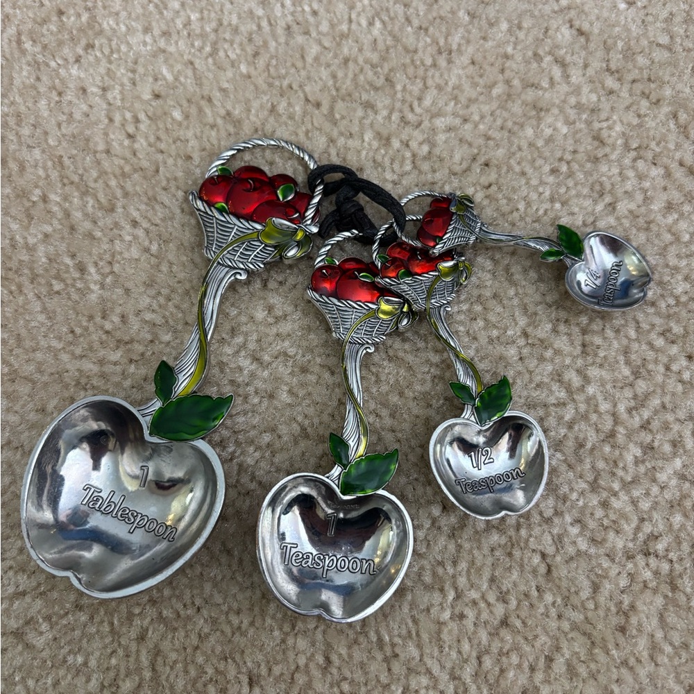 GANZ Silver and Red Apple Measuring Spoons